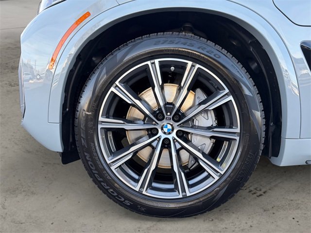 New 2026 BMW X5 xDrive50e w/ Executive Package image 9