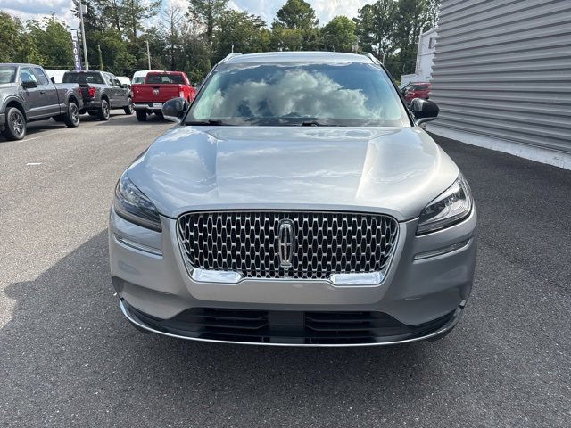 Used 2022 Lincoln Corsair AWD w/ Equipment Group 101A image 8