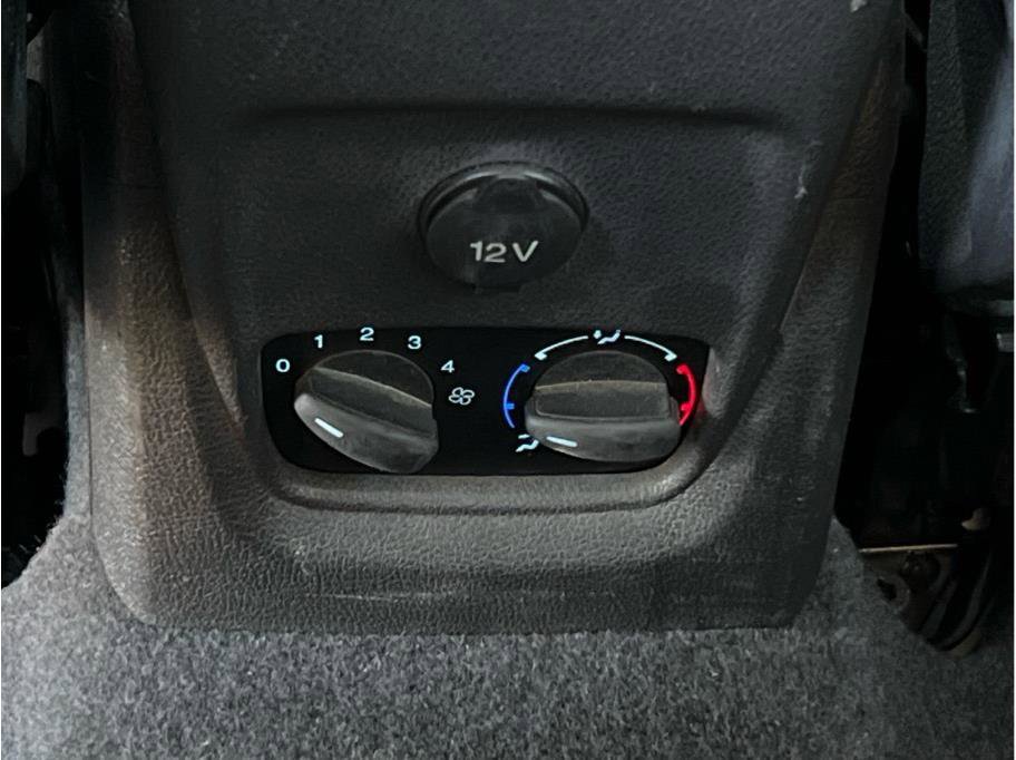 Used 2018 Ford Transit Connect XL image 10