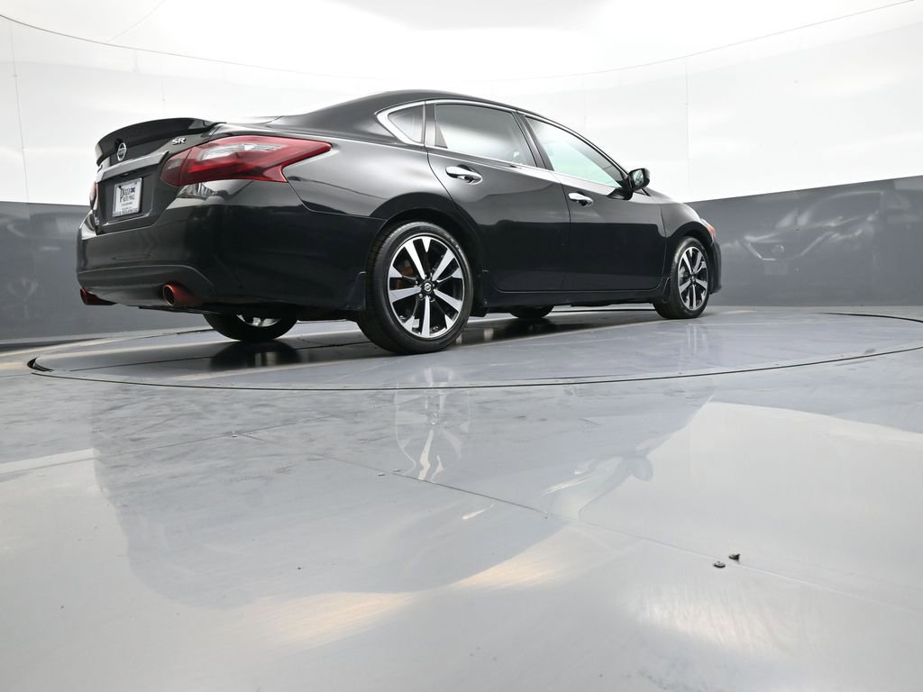 Used 2018 Nissan Altima 2.5 SR FWD image 28