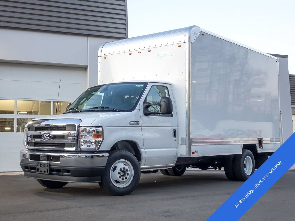New 2027 Ford E-350 and Econoline 350 Super Duty w/ Power Equipment Group RWD image 2