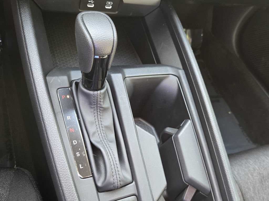 Certified 2025 Honda Accord LX image 18