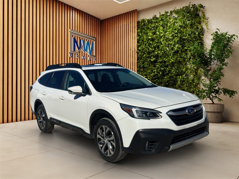 Used 2022 Subaru Outback Limited AWD/4WD image 1