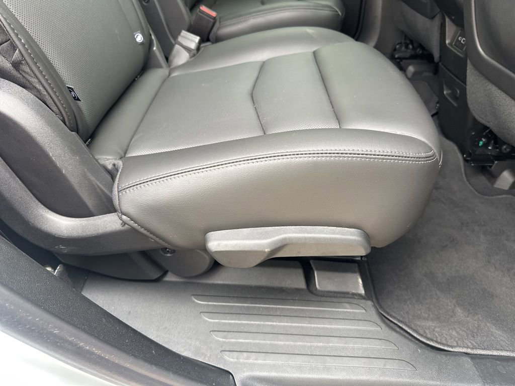 Certified 2025 Cadillac XT6 Sport w/ Technology Package image 45