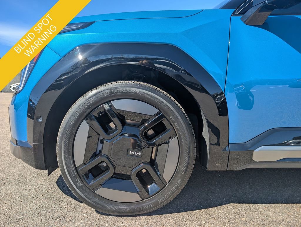 Certified 2024 Kia EV9 GT-Line image 12