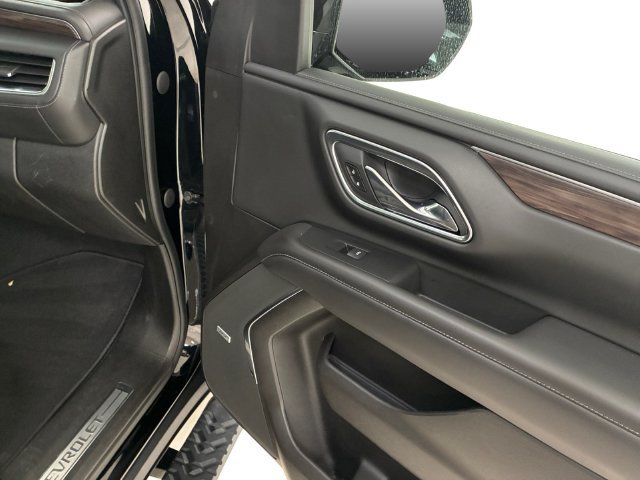 Used 2021 Chevrolet Tahoe Z71 w/ Z71 Signature Package AWD/4WD image 15