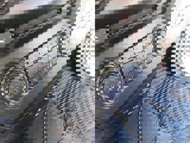 Used 2018 Ford F550 4x4 Regular Cab Super Duty image 15