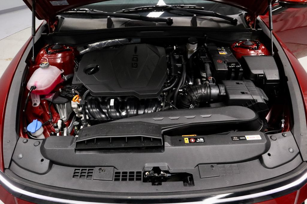 Used 2025 Hyundai Sonata SEL FWD image 17