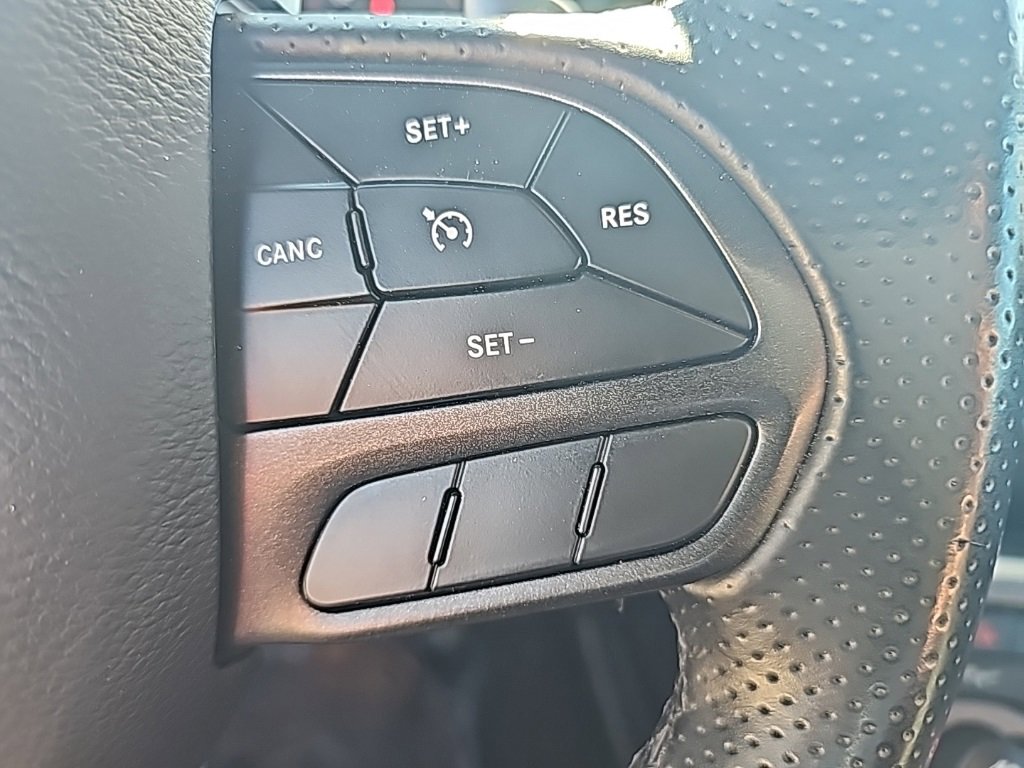 Certified 2022 Dodge Challenger R/T image 23