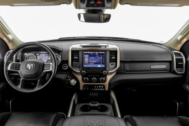 Used 2022 RAM 3500 Laramie AWD/4WD image 12