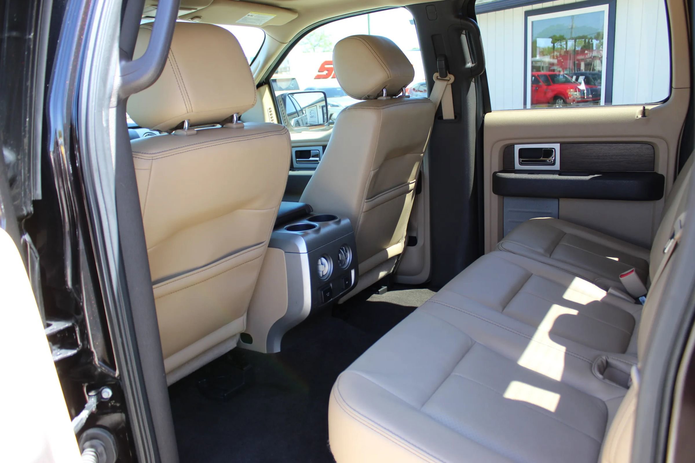 Used 2013 Ford F150 Lariat w/ Luxury Equipment Group image 22