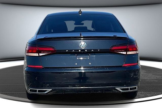 Used 2020 Volkswagen Passat 2.0T R-Line image 5