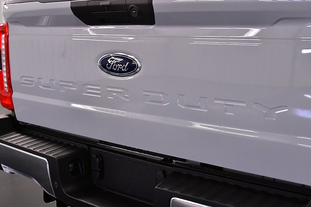 New 2026 Ford F350 XLT image 13