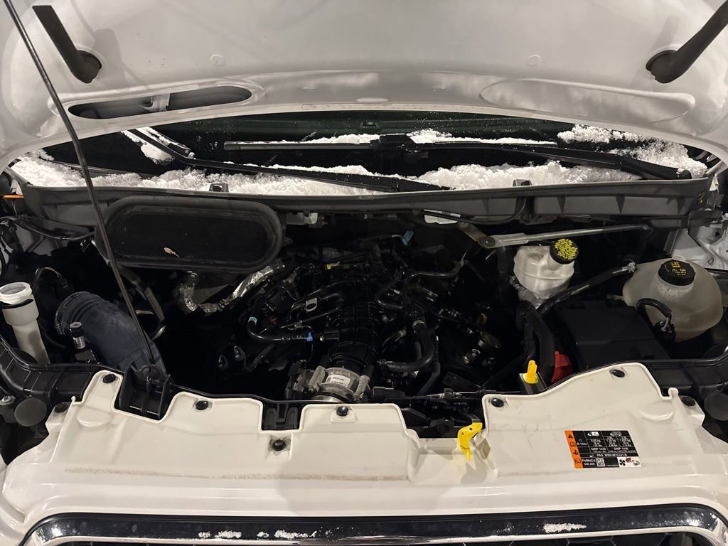 Used 2023 Ford Transit 350 XLT image 17