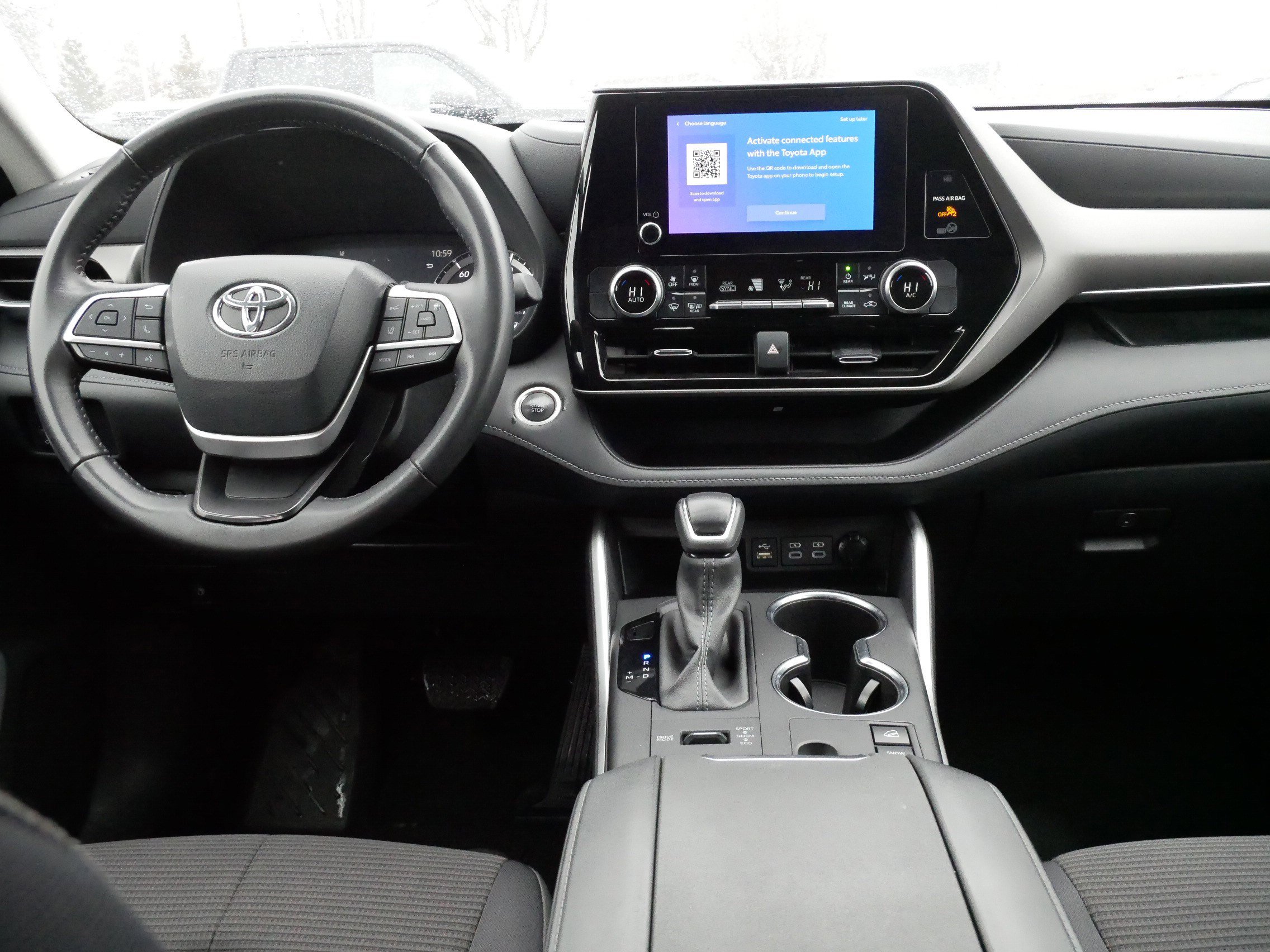 Certified 2024 Toyota Highlander LE image 10