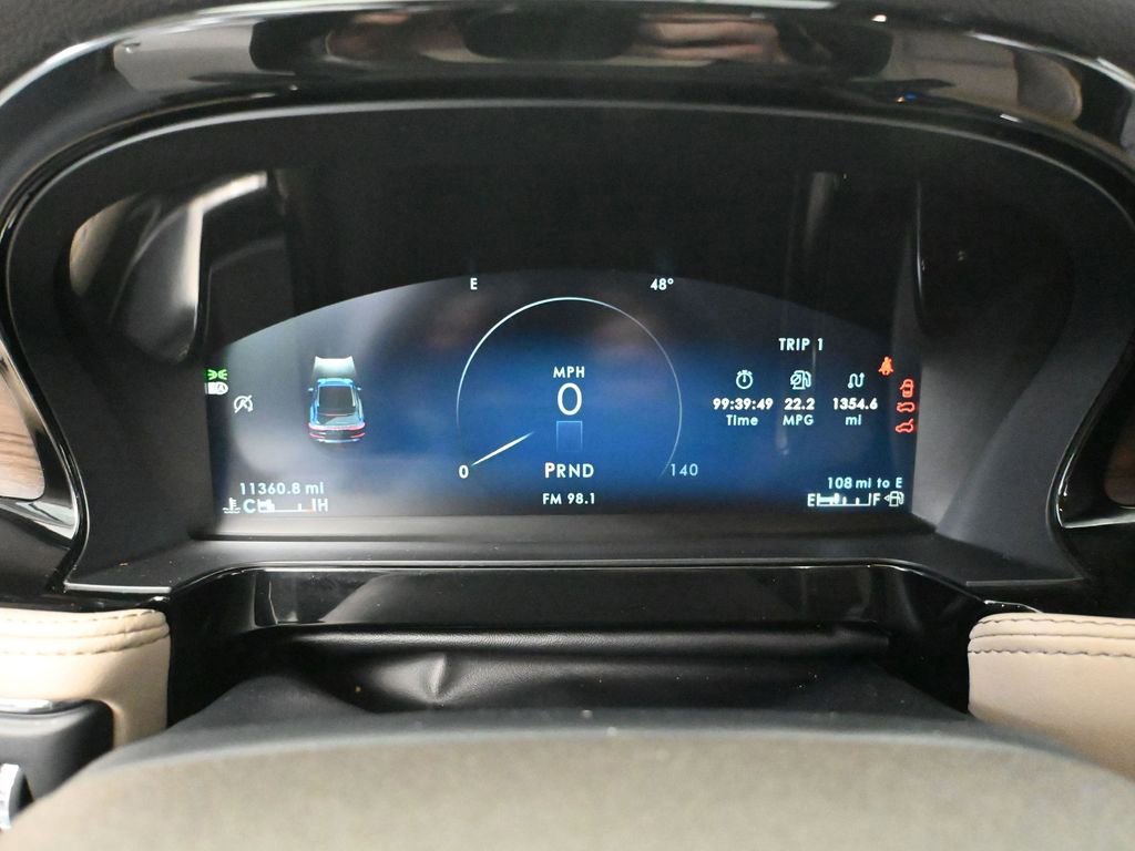 Used 2023 Lincoln Corsair Reserve image 28