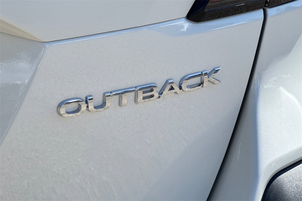 New 2025 Subaru Outback Limited image 7