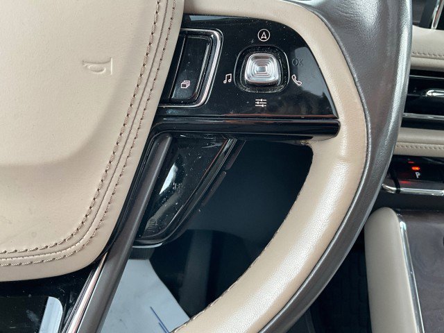 Used 2021 Lincoln Aviator Reserve w/ Equipment Group 201A AWD/4WD image 16