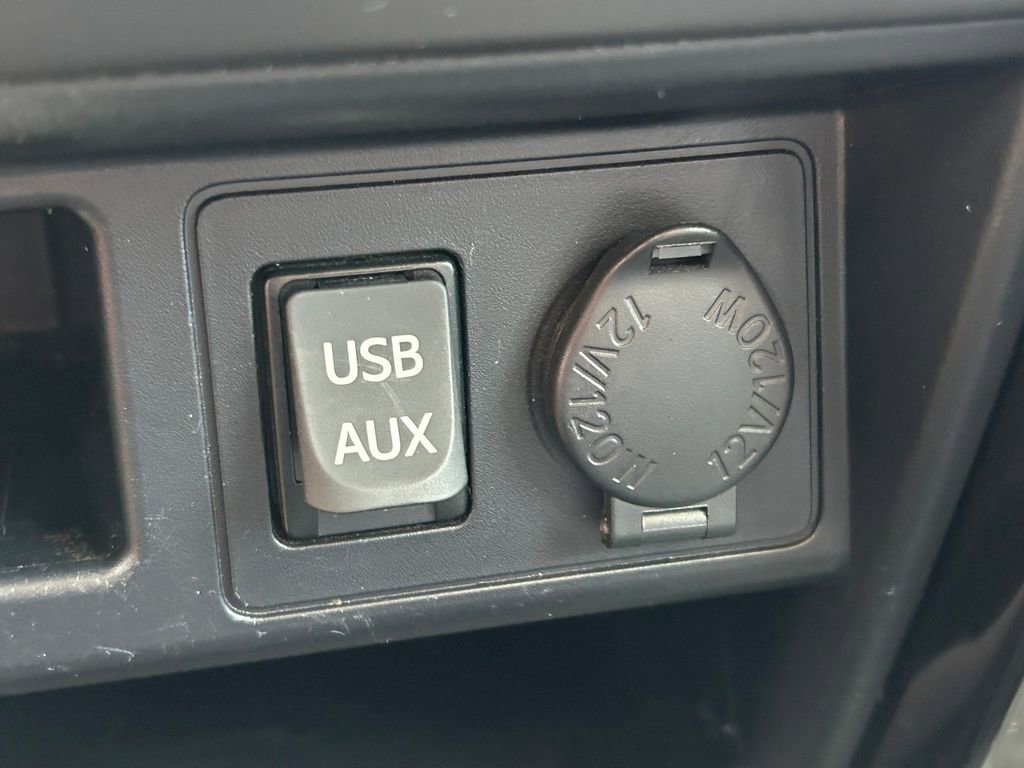 Used 2019 Toyota 4Runner TRD Off-Road Premium AWD/4WD image 28