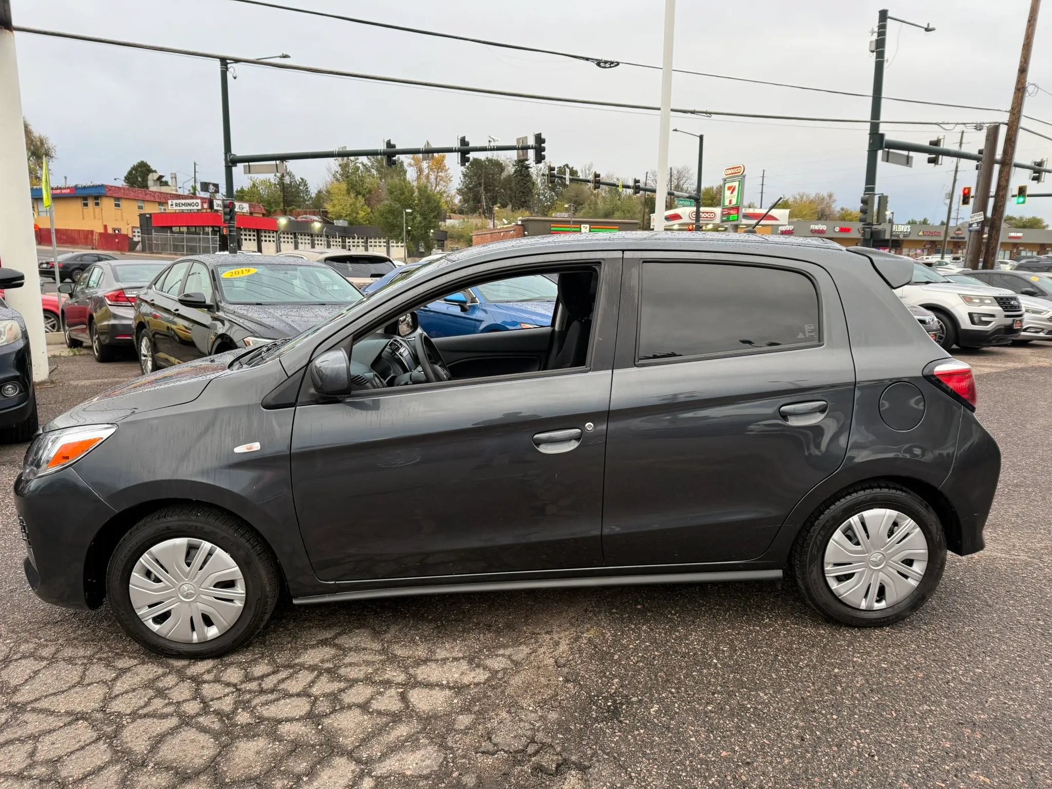 Used 2024 Mitsubishi Mirage ES FWD image 5