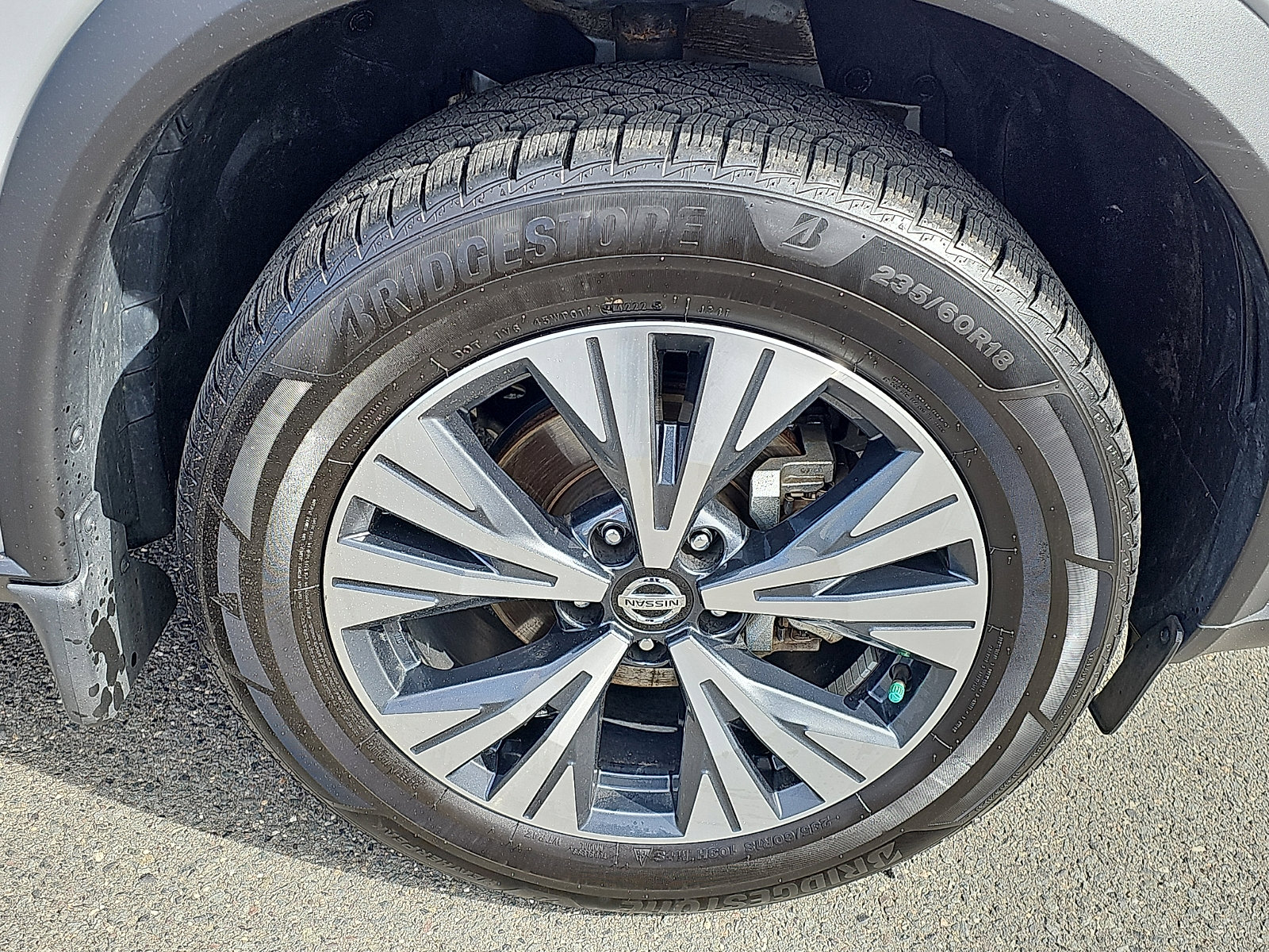 Certified 2021 Nissan Rogue SV w/ Premium Package image 8