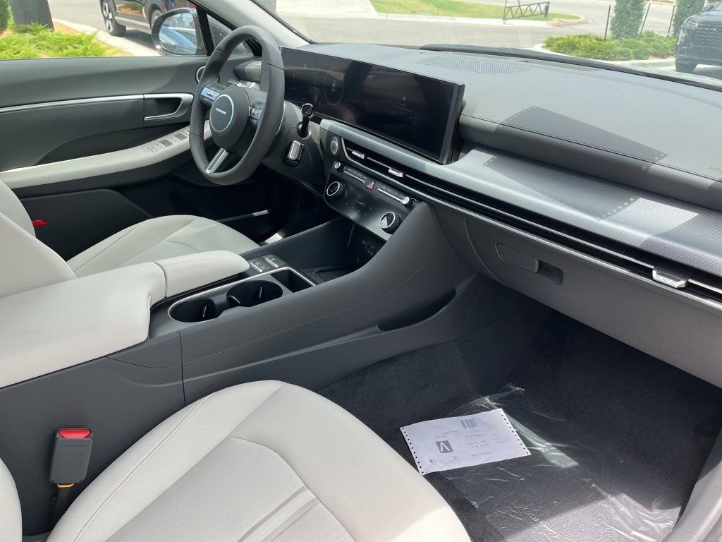 New 2025 Hyundai Sonata SEL image 14