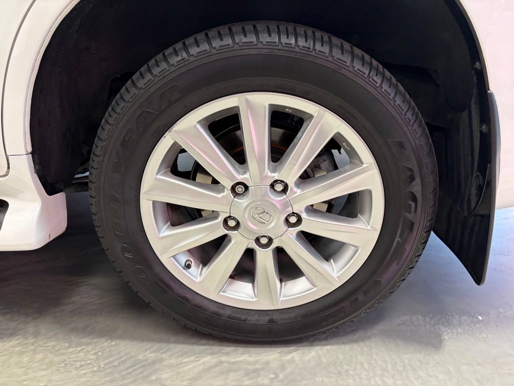 Used 2010 Lexus LX 570 4WD image 31