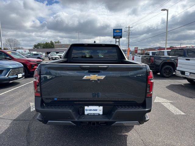 New 2026 Chevrolet Silverado EV LT AWD/4WD image 6