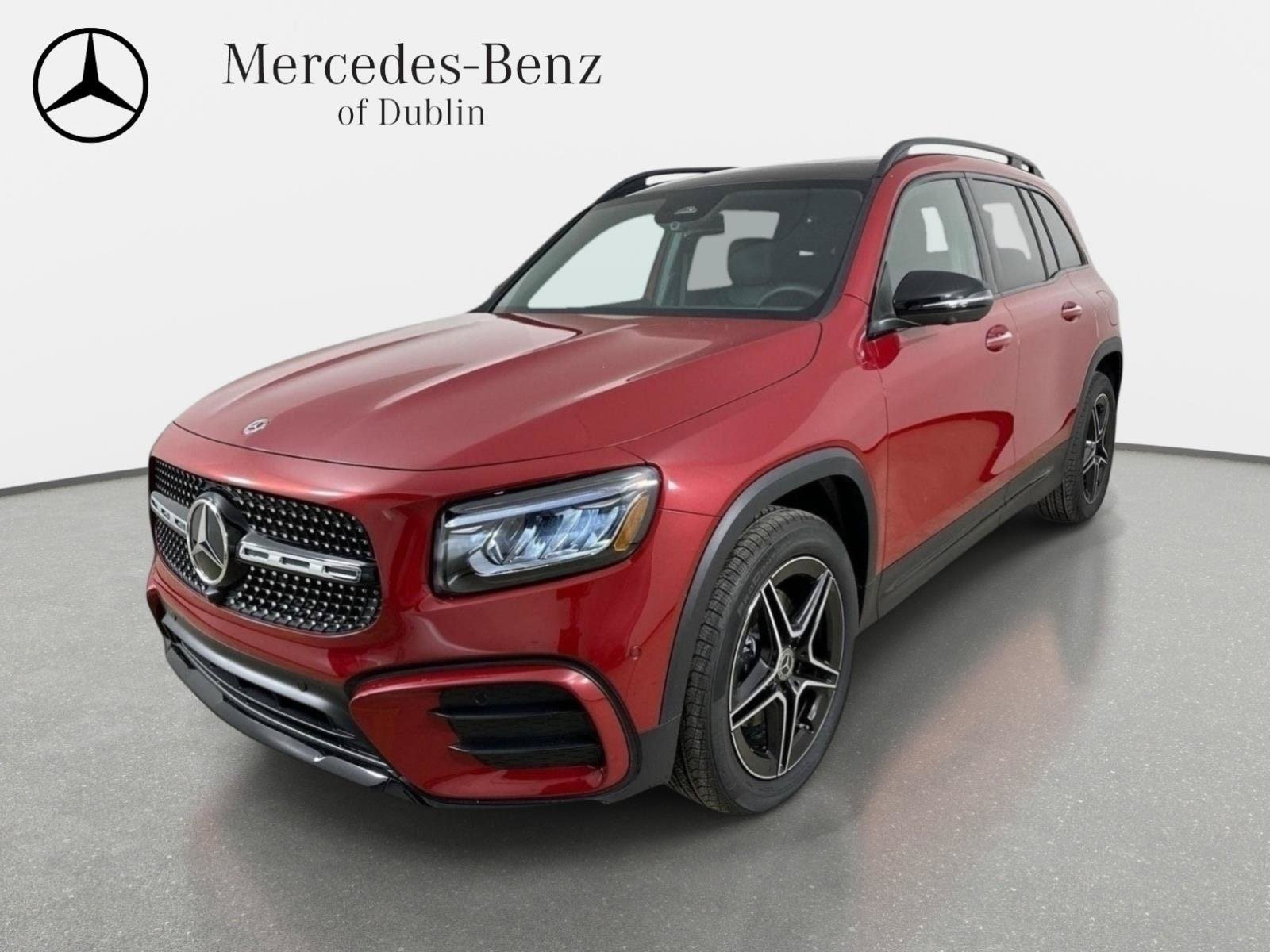 Used 2026 Mercedes-Benz GLB 250 4MATIC image 1
