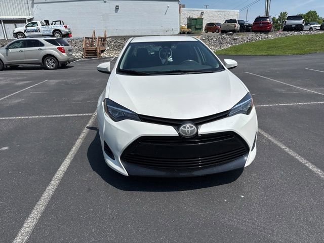 Used 2019 Toyota Corolla LE FWD image 3