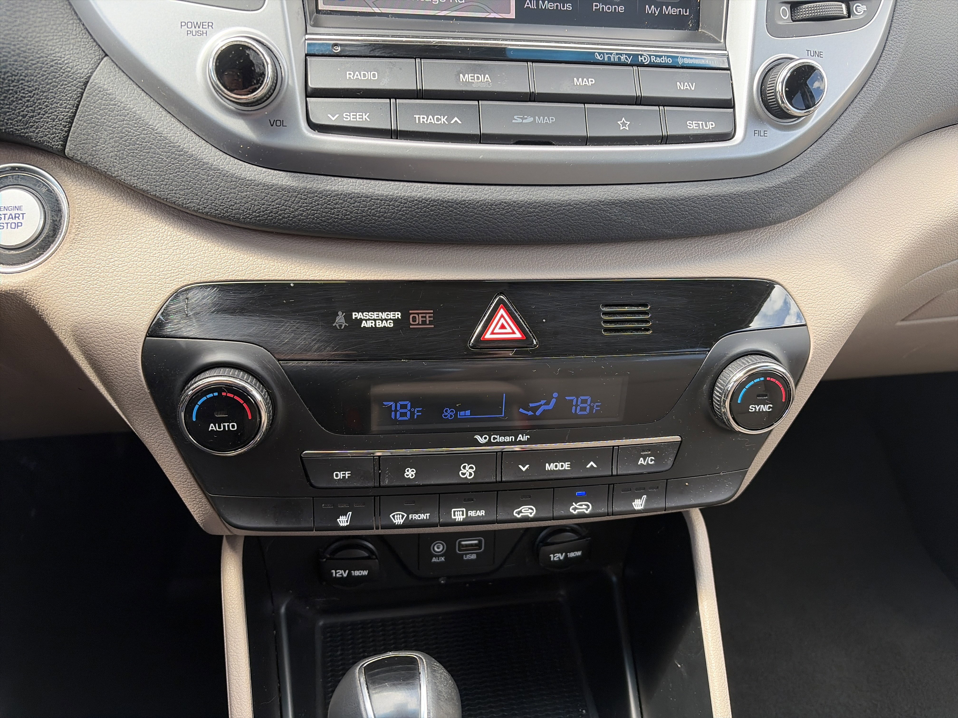 Used 2018 Hyundai Tucson SEL Plus w/ Cargo Package AWD/4WD image 17