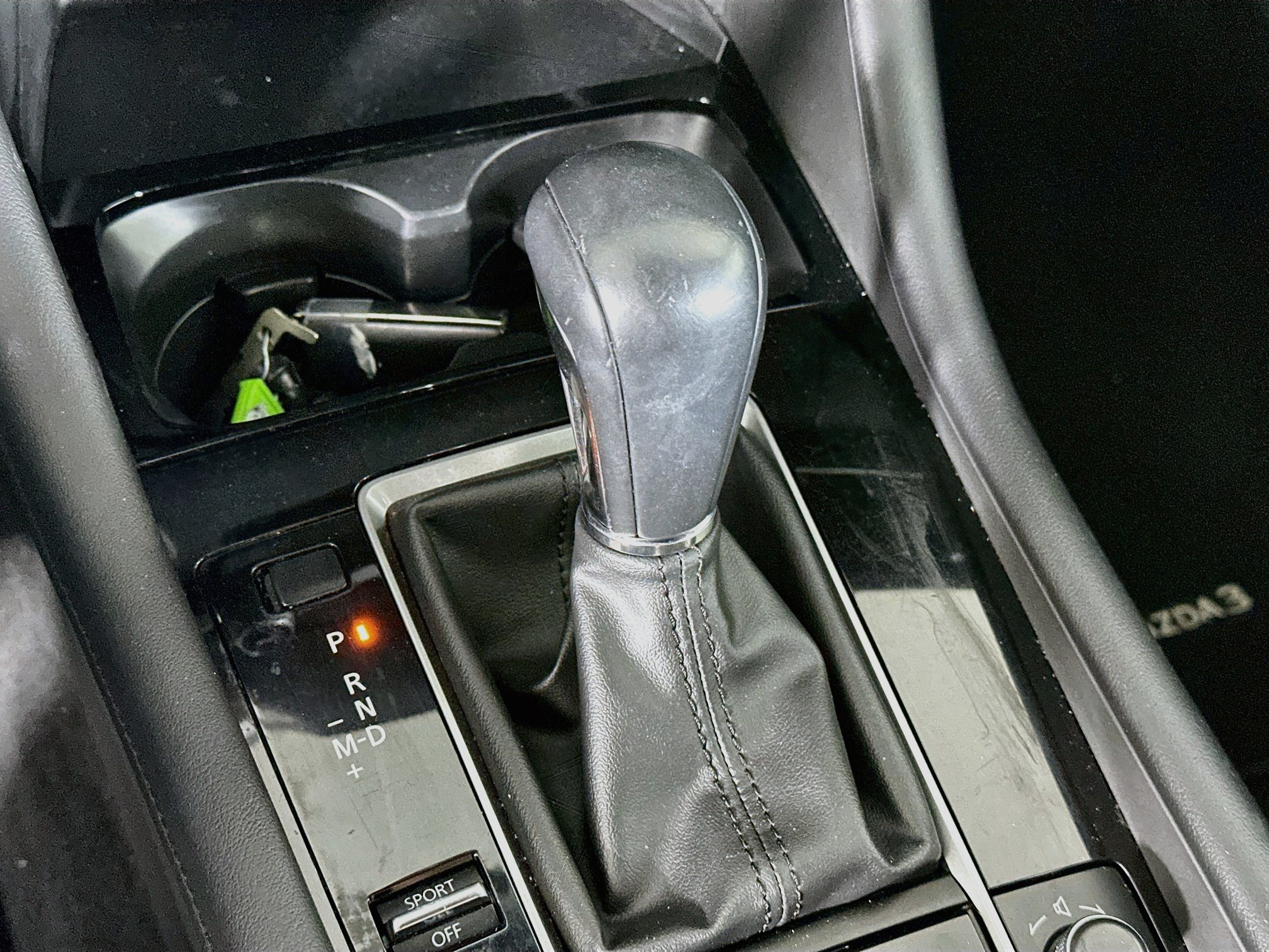 Used 2024 MAZDA MAZDA3 s FWD image 25