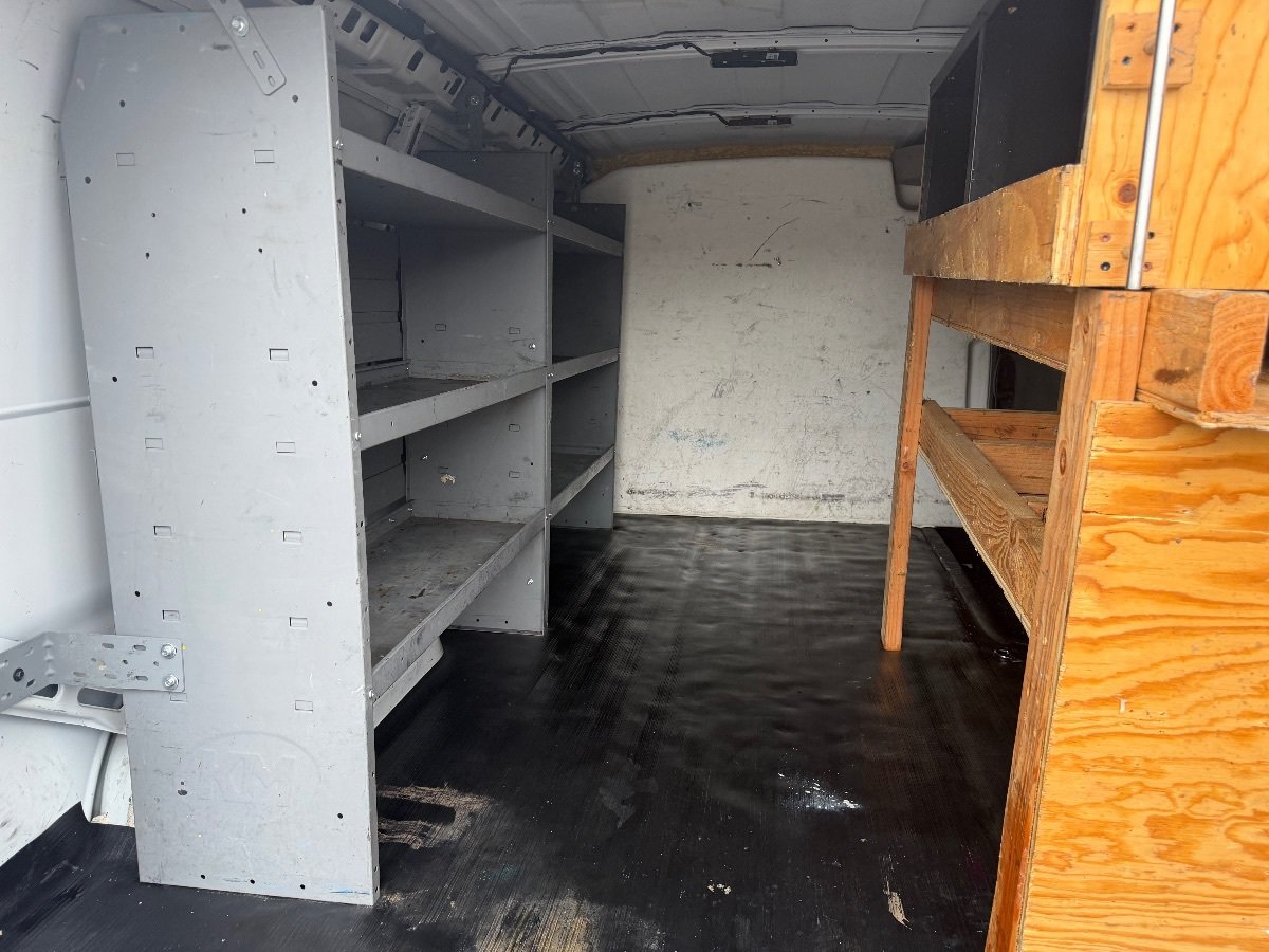 Used 2021 Chevrolet Express 2500 w/ Driver Convenience Package RWD image 16