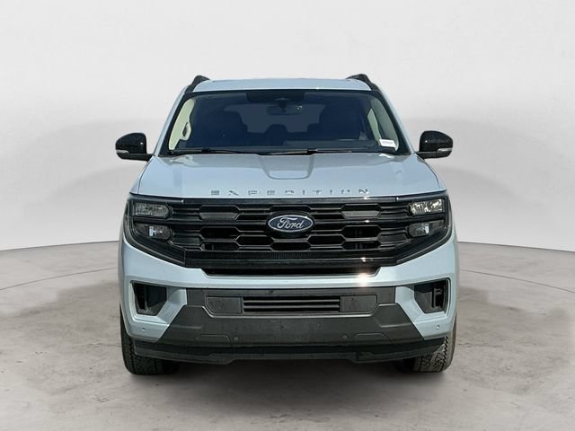 Certified 2025 Ford Expedition Active AWD/4WD image 8