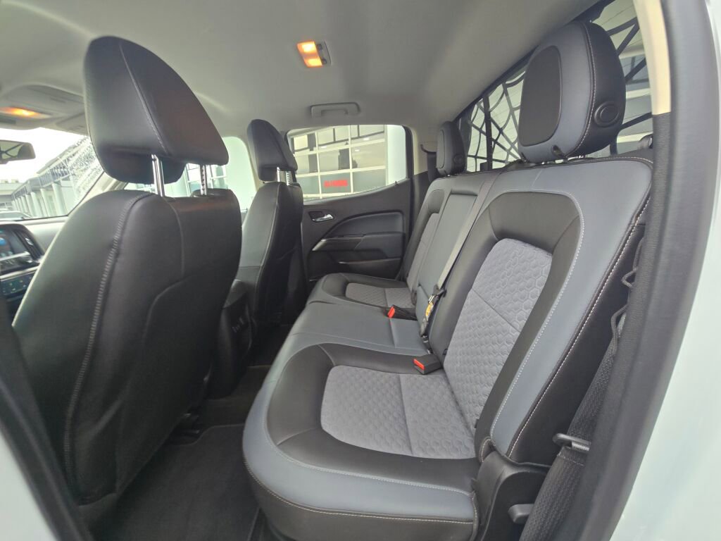 Used 2017 Chevrolet Colorado Z71 image 13