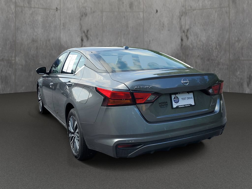 Used 2025 Nissan Altima 2.5 SV AWD/4WD image 4