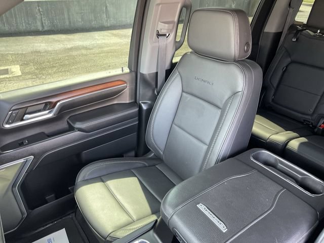 Used 2024 GMC Sierra 2500 Denali w/ Denali Reserve Package AWD/4WD image 24