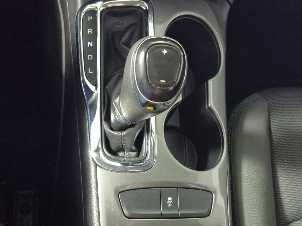 Used 2016 Chevrolet Cruze LT w/ Convenience Package FWD image 17