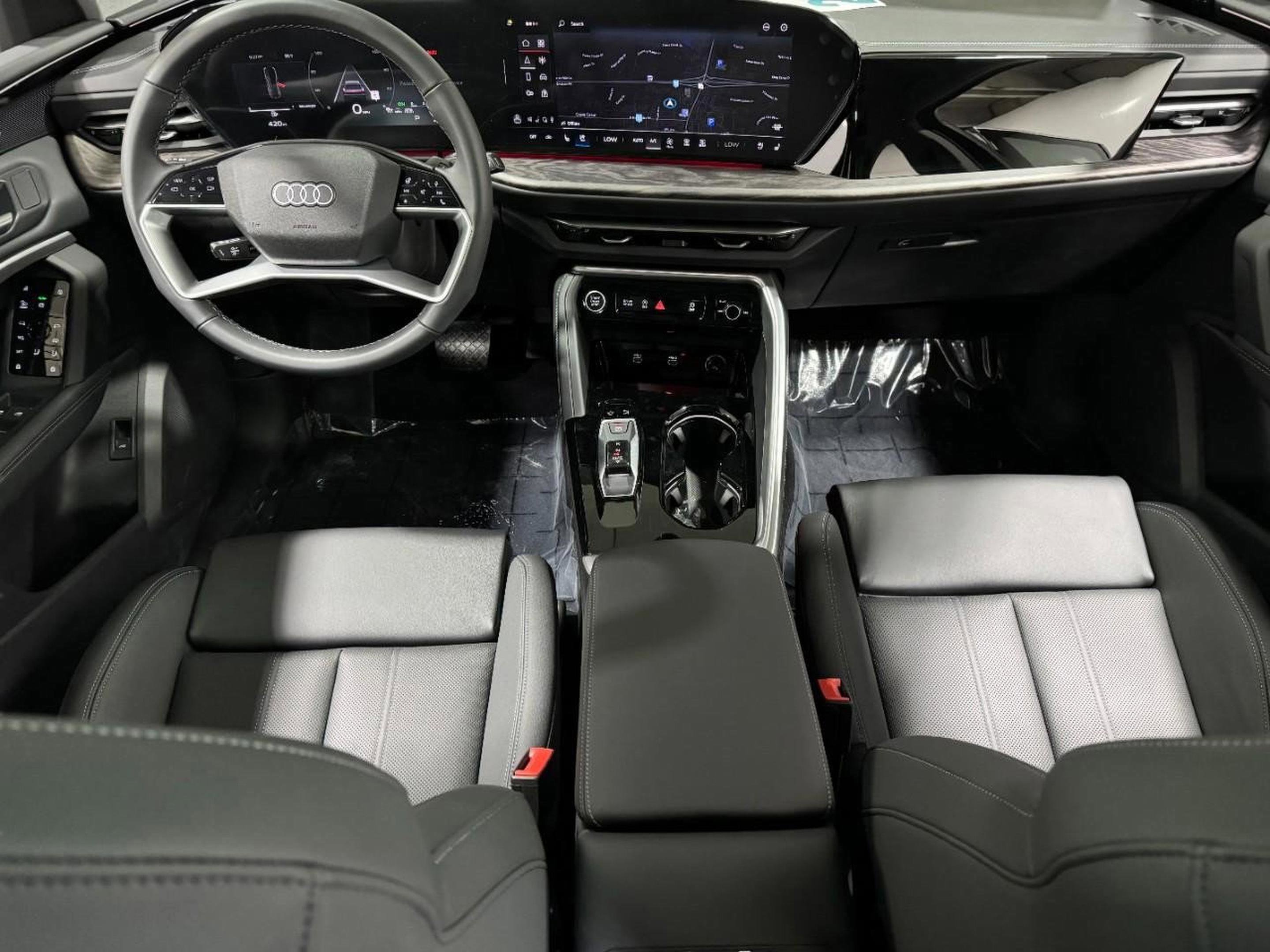 New 2025 Audi Q5 Premium Plus image 11