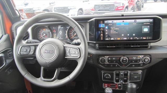 Certified 2025 Jeep Wrangler Unlimited Sport AWD/4WD image 12