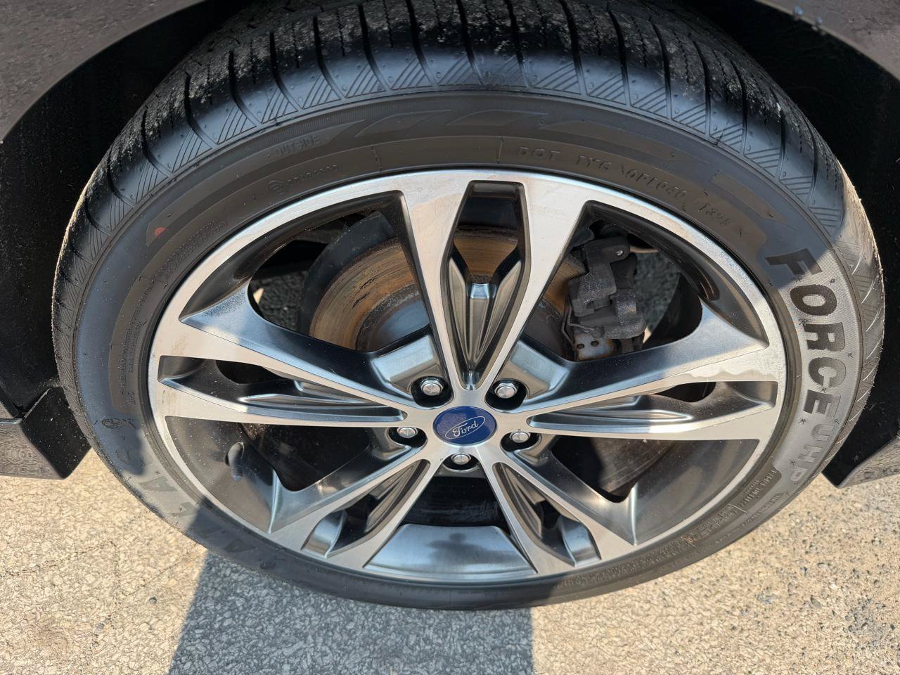 Used 2017 Ford Fusion Titanium FWD image 9