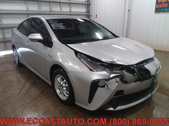 Used 2019 Toyota Prius LE FWD image 1