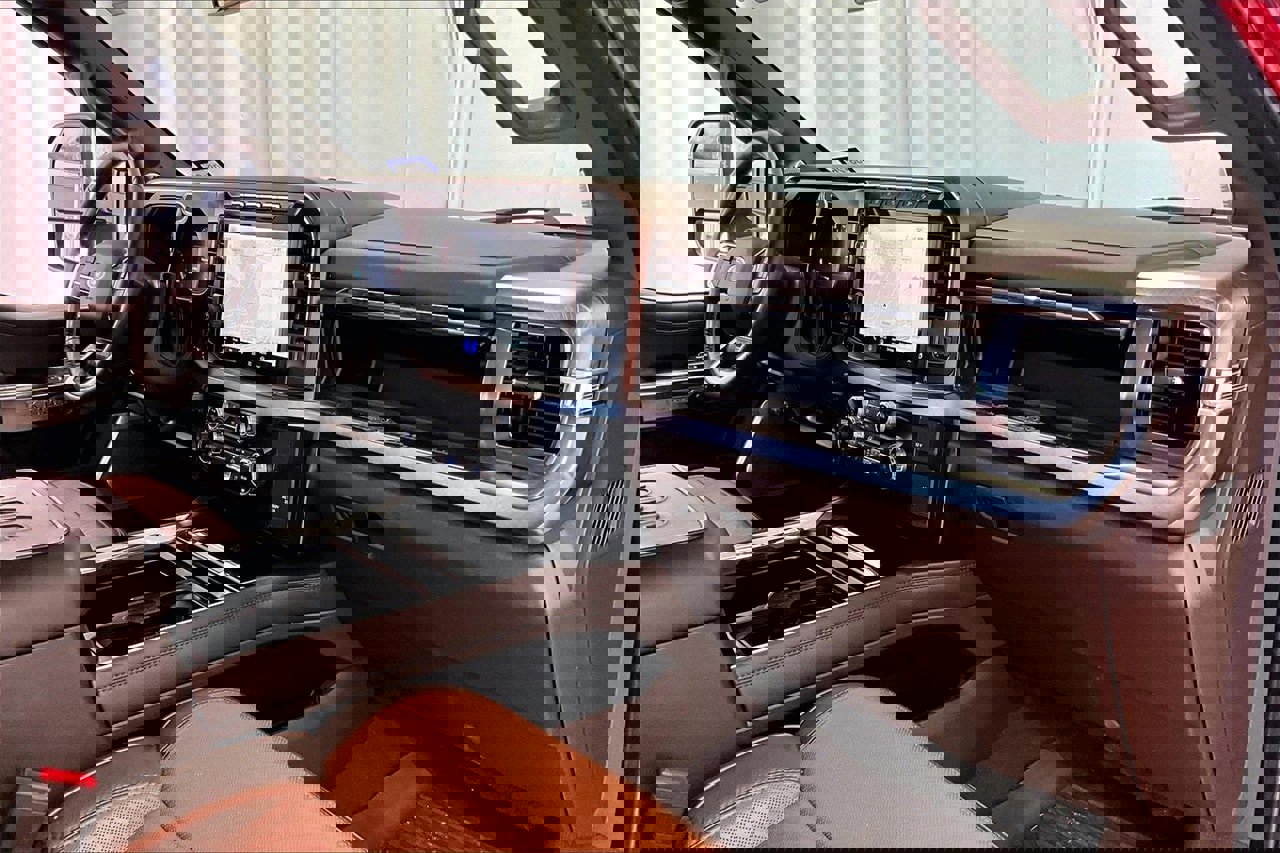 Used 2023 Ford F250 King Ranch w/ Chrome Package image 28