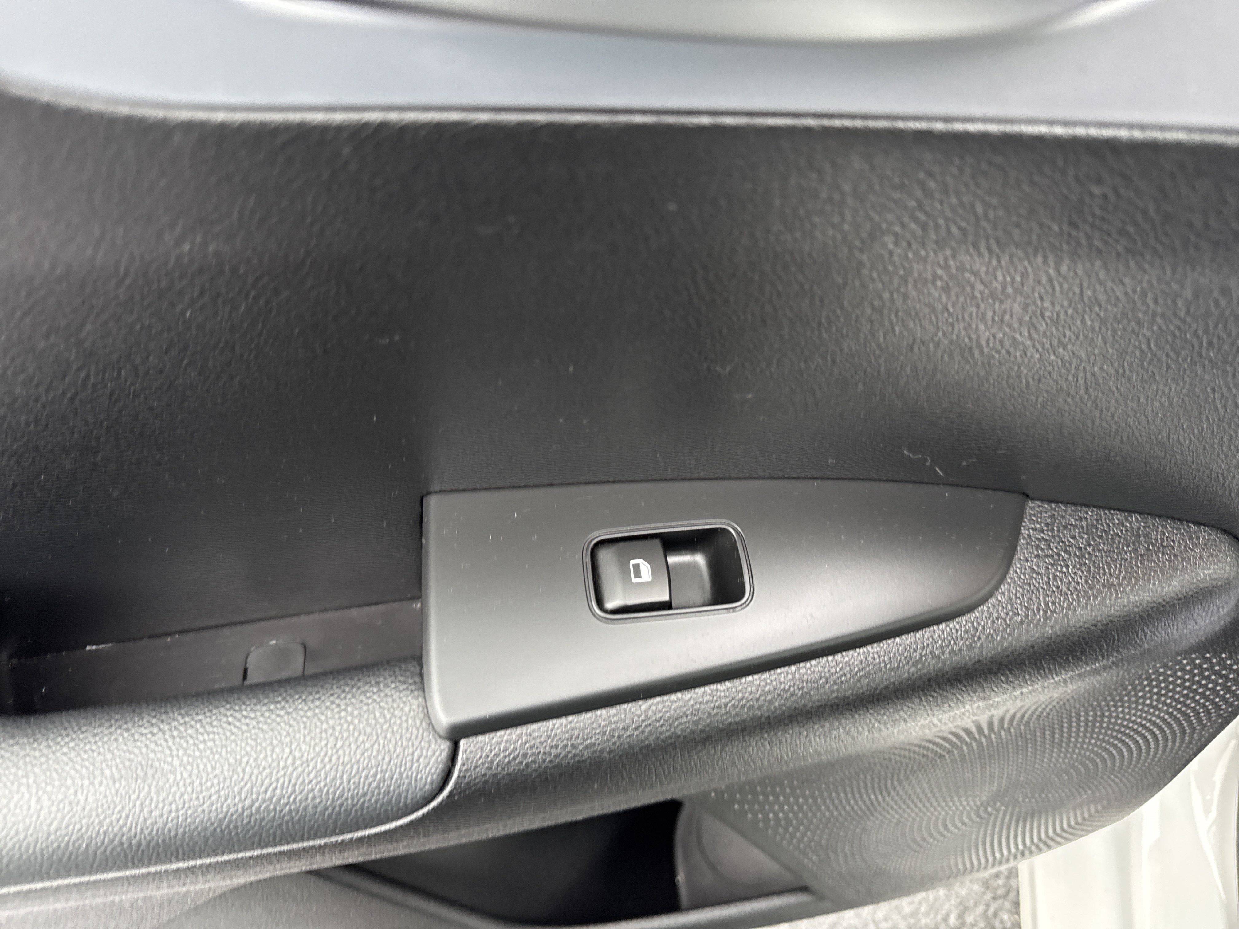 Used 2024 Kia Forte LXS FWD image 26