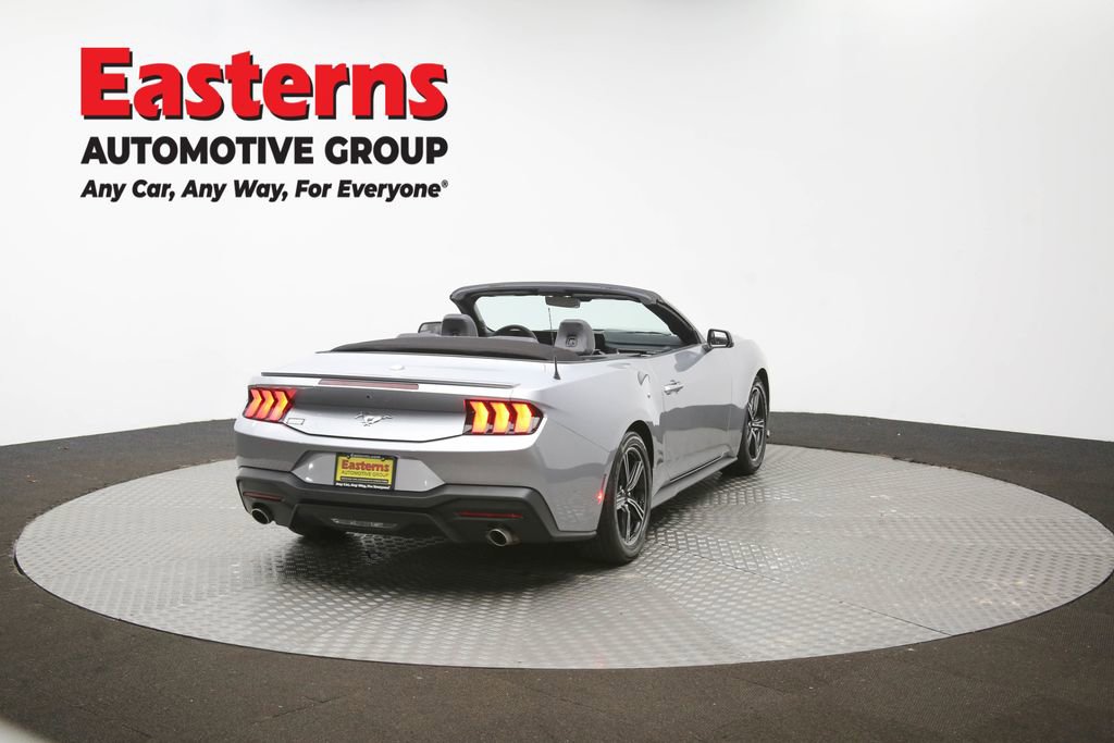 Used 2025 Ford Mustang Premium RWD image 36