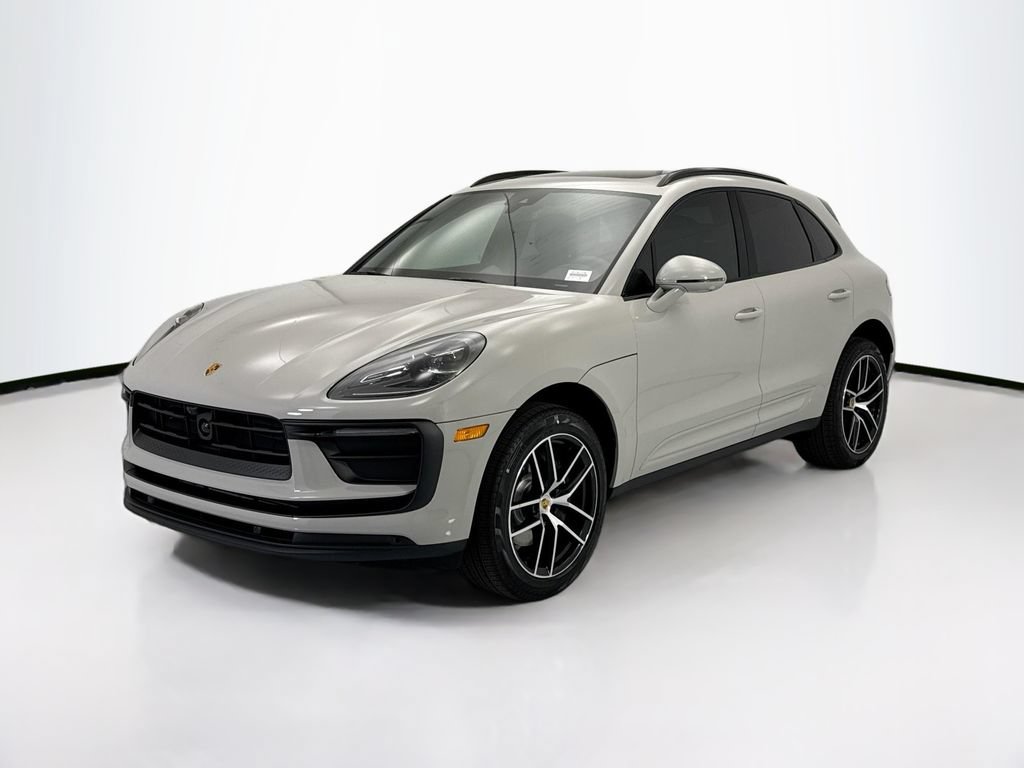 Used 2026 Porsche Macan AWD/4WD image 1