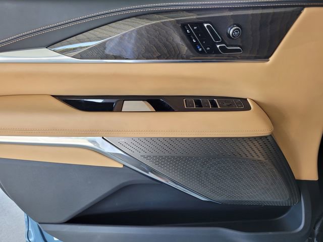 New 2025 Cadillac Escalade IQ Sport 2 w/ LPO, ONYX Package image 18