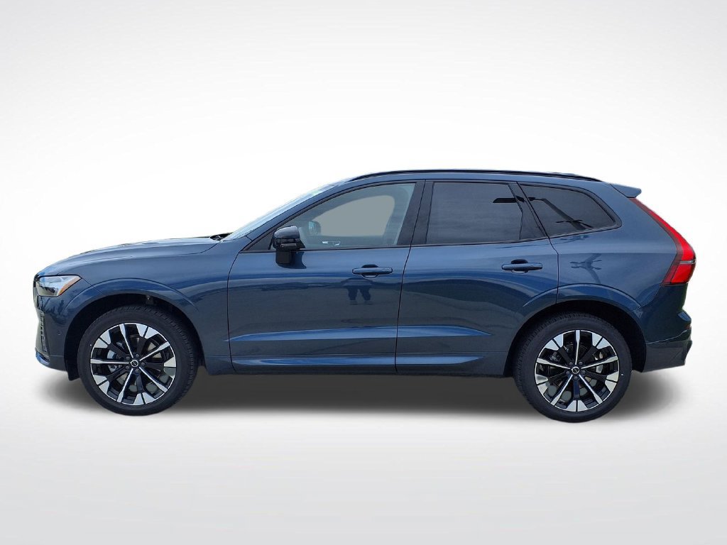 New 2026 Volvo XC60 B5 Plus w/ Protection Package Premier AWD/4WD image 5