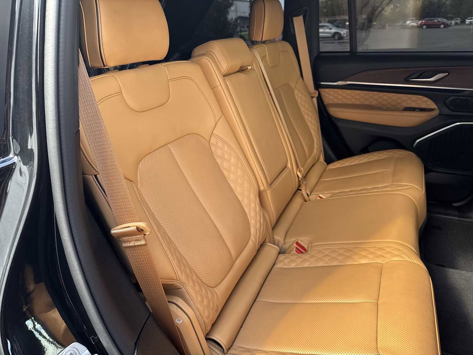 Used 2022 Jeep Grand Cherokee Summit image 20