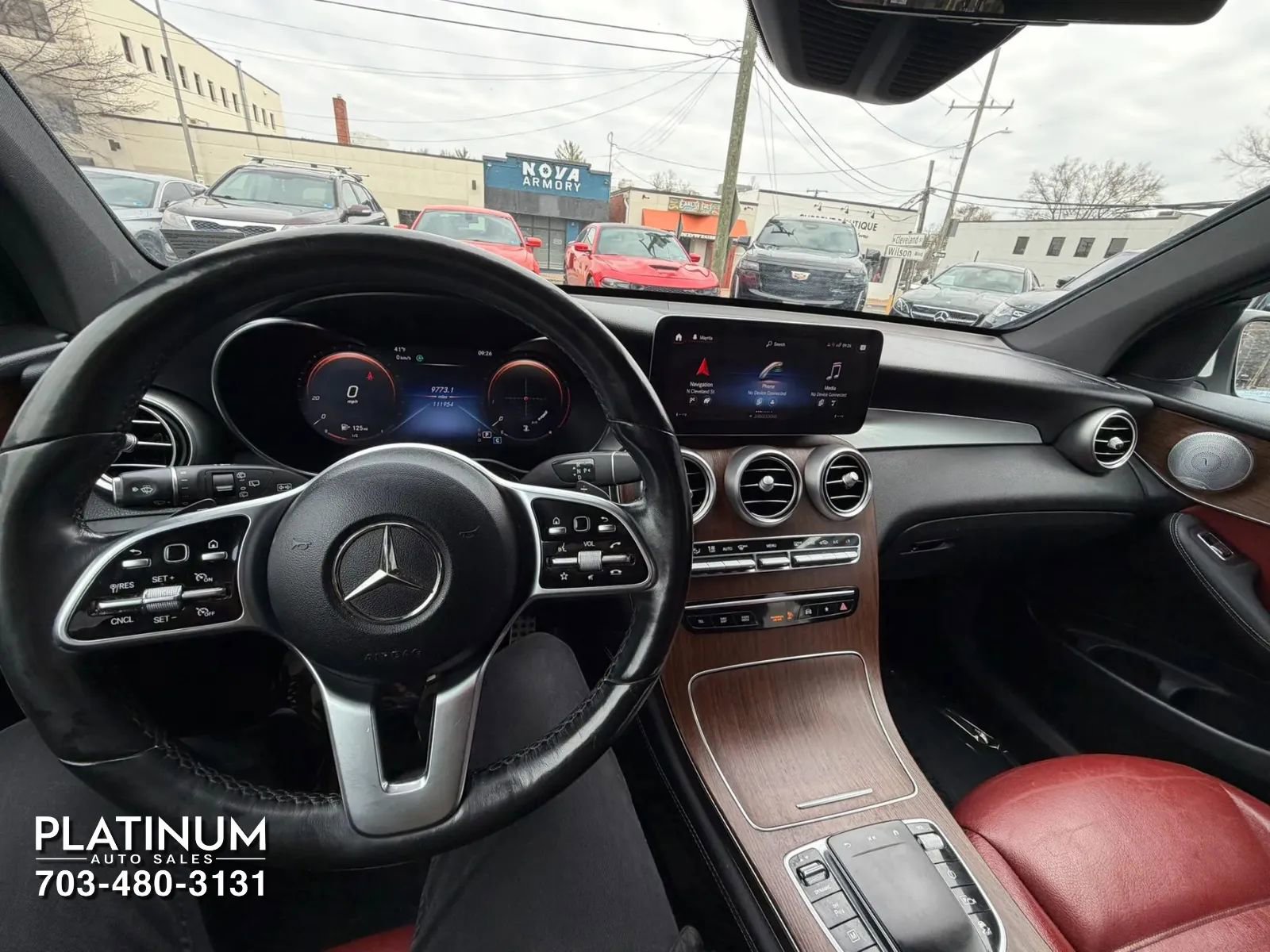 Used 2021 Mercedes-Benz GLC 300 4MATIC image 13